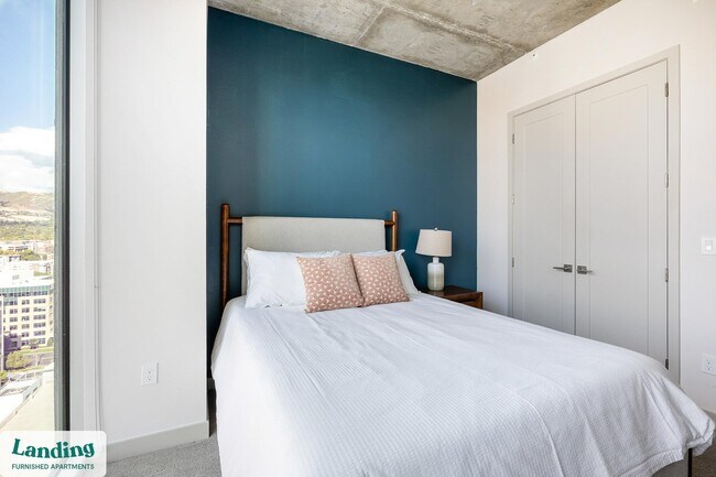 Photo - 151 S State St Unit 1803