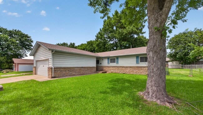 Photo - 516 W Toledo Pl