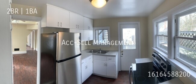 Photo - 104 Diamond Ave SE Unidad 1