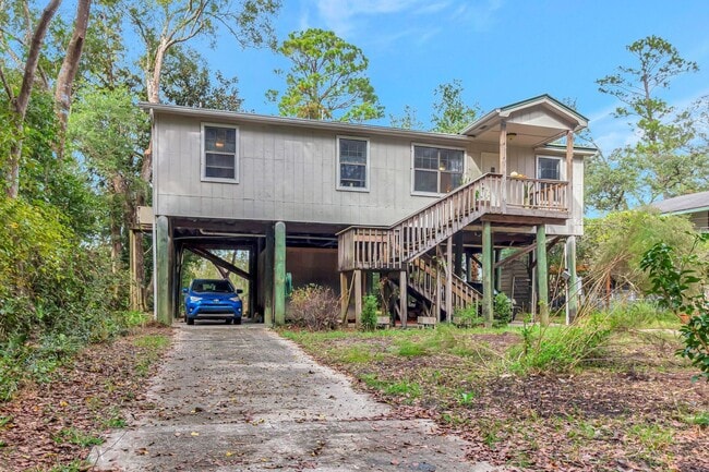 Photo - Home in Milton on the water!!!