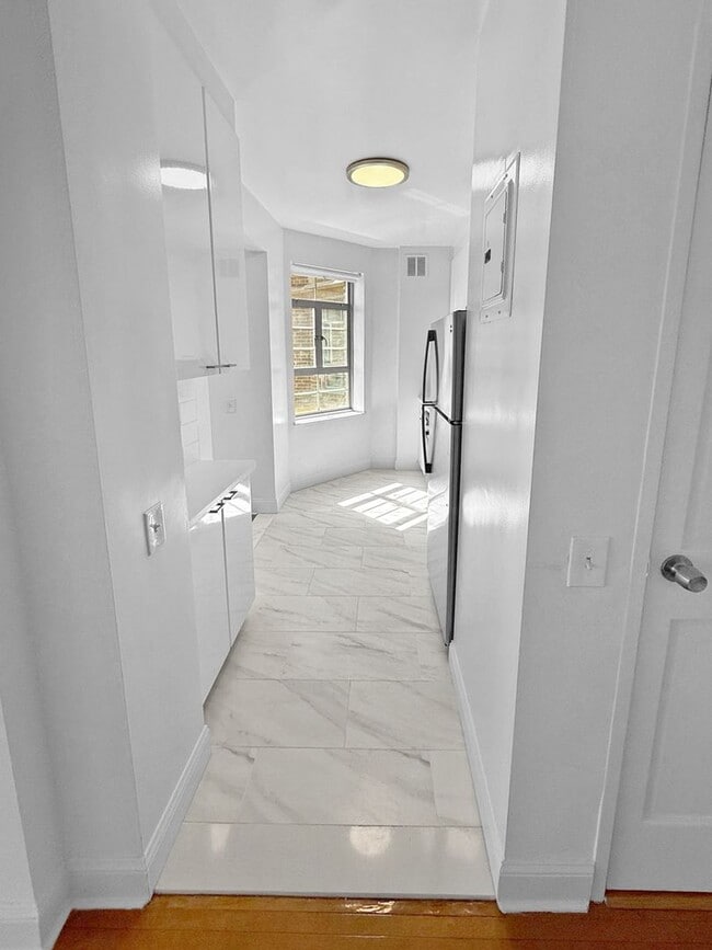 Photo - The Leslie — A Private Garden Enclave for the Modern New Yorker Unit 63E