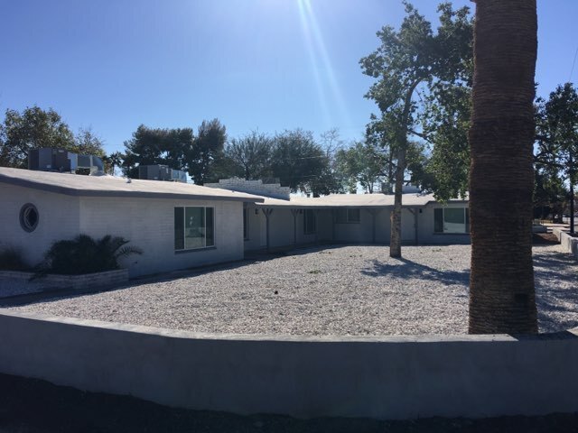 Photo - 3601 E Glenrosa Ave Unidad #3