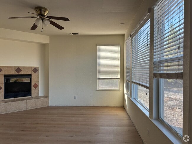 Building Photo - 3465 Keystone Loop Rental