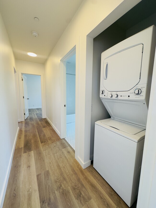 1319 Cacique Street Unit B