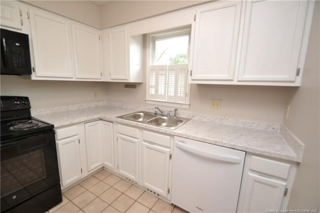 Photo - 1927 Gorman St