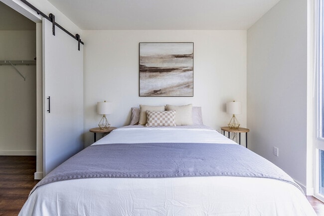 Photo - 2407 E Union St Unidad ID1364266P