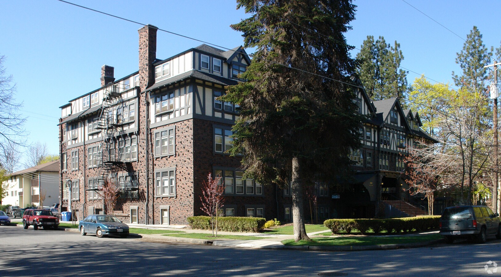 Westminster Apartments - Westminster Apartments