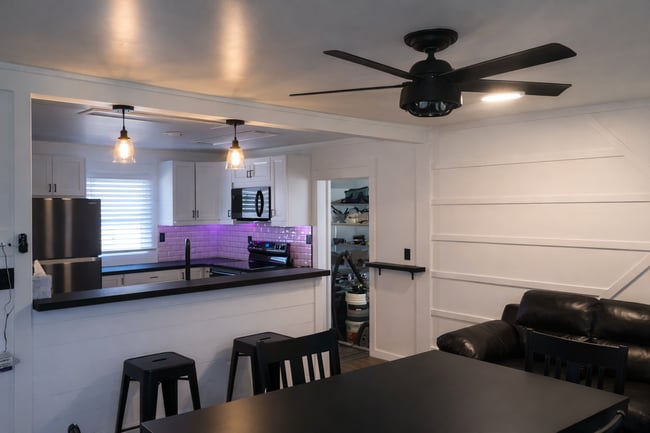 Photo - 937 Avenue B