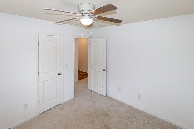 Photo - 31 Southfork Dr