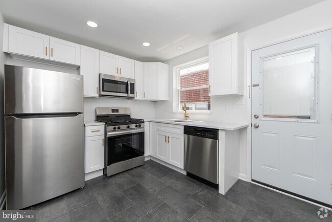 Building Photo - 13 S Black Horse Pike Unit 2A Rental