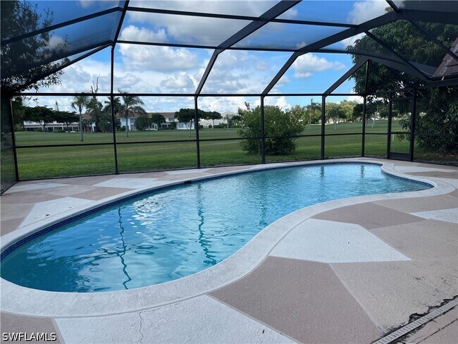 Building Photo - 255 Pine Valley Cir