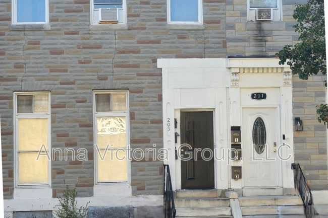 Building Photo - 203 N Carey St Unit 1 Rental