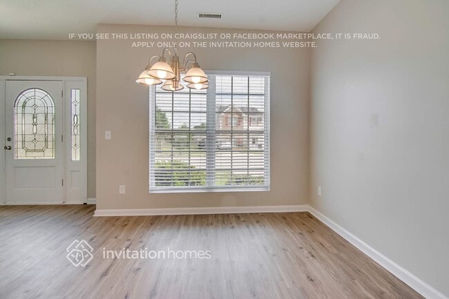 Photo - 3004 Riverbrooke Dr