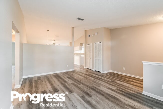 Photo - 13120 Leatherleaf Dr S