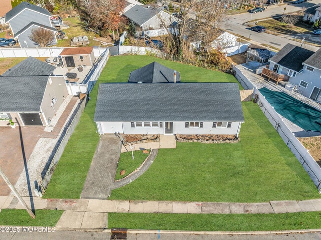 Photo - 64 Georgetown Blvd