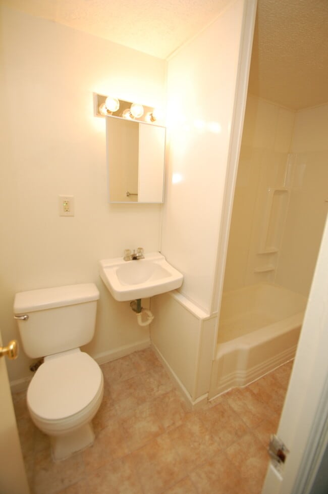 Photo - 1323-C S 9th Street Unidad 1323-C 9th St