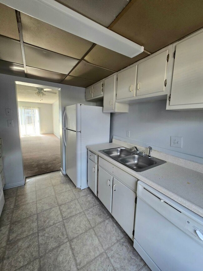 Photo - Palm West Condo - Wood Unit P2325-136