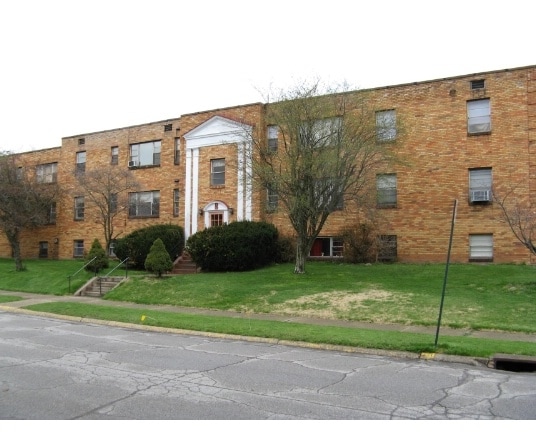 Primary Photo - Virginia Terrace