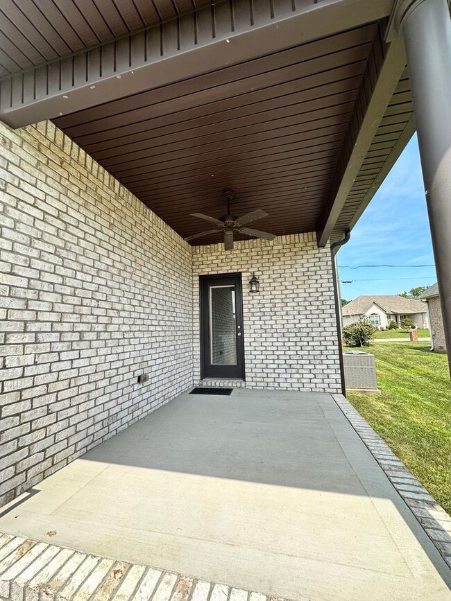 Photo - Stunning 3 Bedroom 2 Bath House