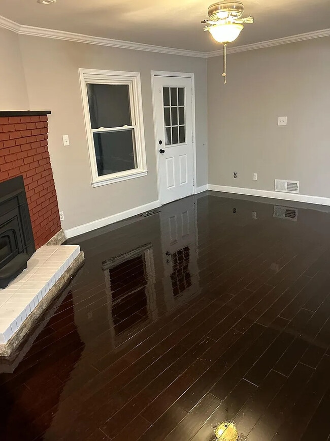 Photo - Room in House on Panthersville Rd