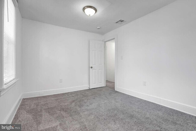 Photo - 38 Brenwal Ave