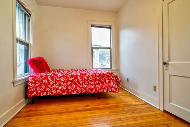 Photo - 212-214 N. Blount St.