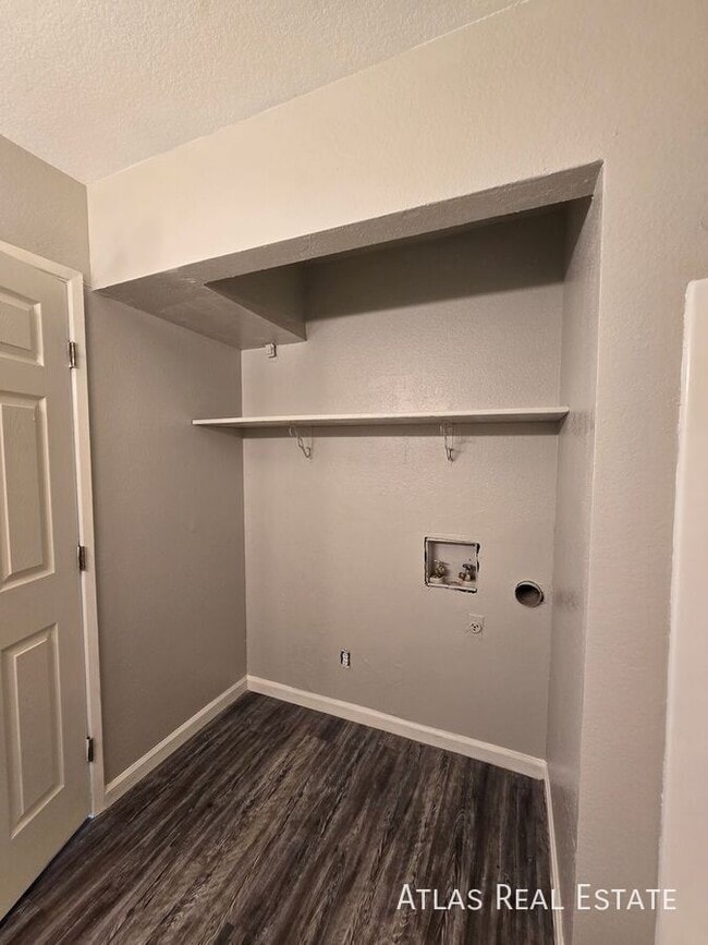 Photo - 465 W Ivyglen St Unit 216