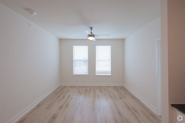 2BR, 2BA - 1,064SF - Living Room