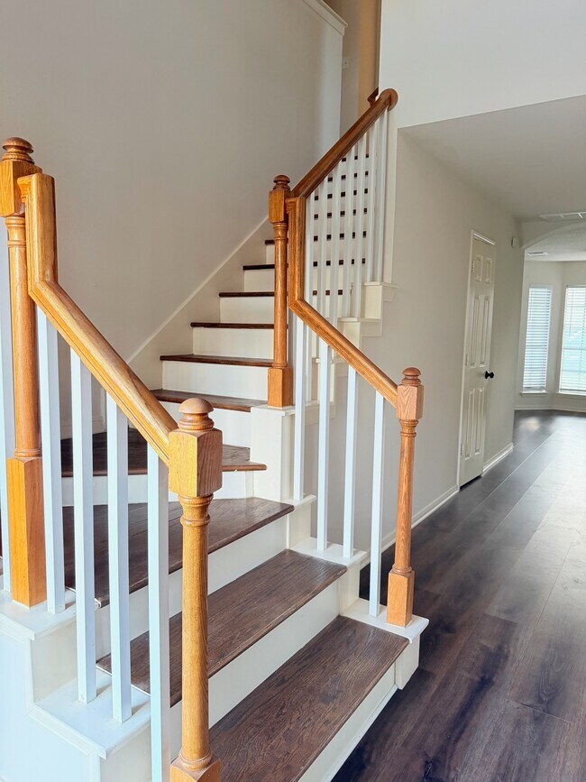 Photo - 3406 Sapling Oak Dr