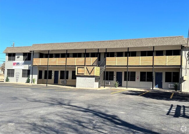 Building Photo - Concho Vista Apartments