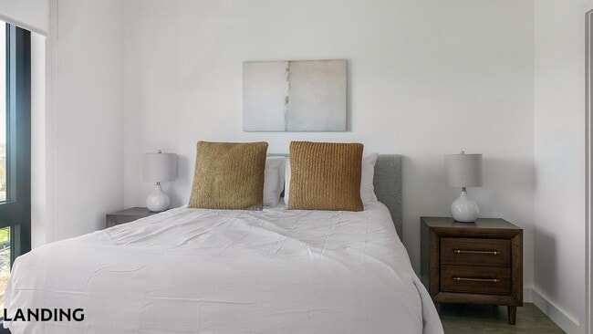 Photo - 1007 S Mint St Unit 816