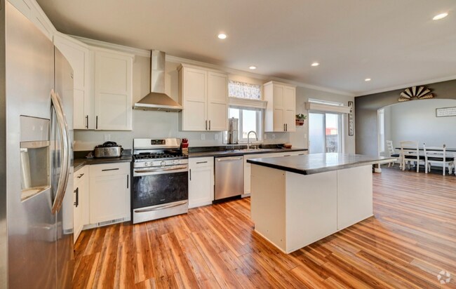 Building Photo - 1416 Spotted Owl Way Rental