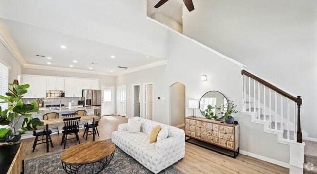 Building Photo - 14416 Daniel Shrs Dr Rental