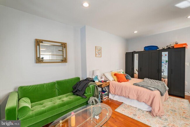 Photo - 1116 Pine St Unidad 3R