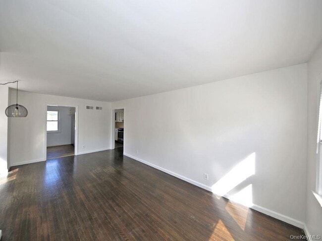 Photo - 295 Gainsborg Ave E Unit 2