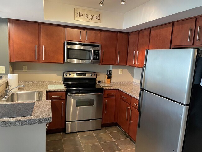 Photo - Lake Plaza #904- 3BD/2BA Available for FALL 2026! $3300 per month rent includes ONE assigned park...