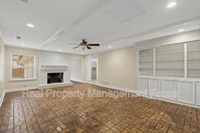 14722 Overview Dr