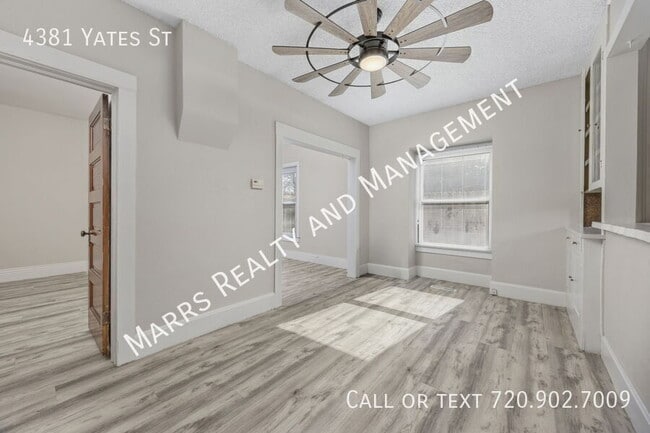 Photo - 4381 Yates St