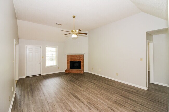 7099 Country Walk Dr