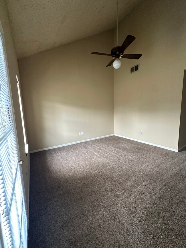 Shenandoah Ridge Townhomes