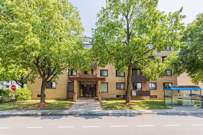 Building Photo - 1225 Alexis-Nihon Apartments