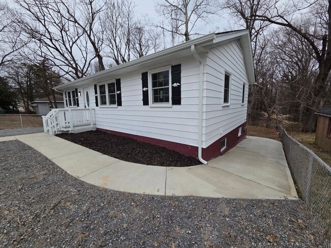 Photo - 5506 Campbell Ave