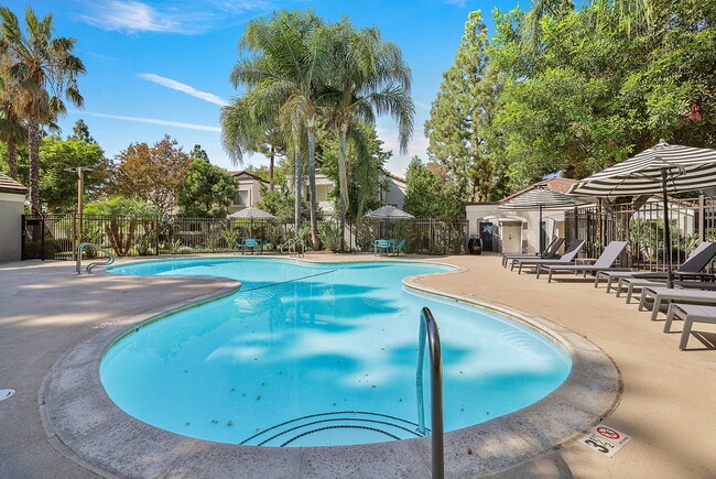 Building Photo - Meadowood