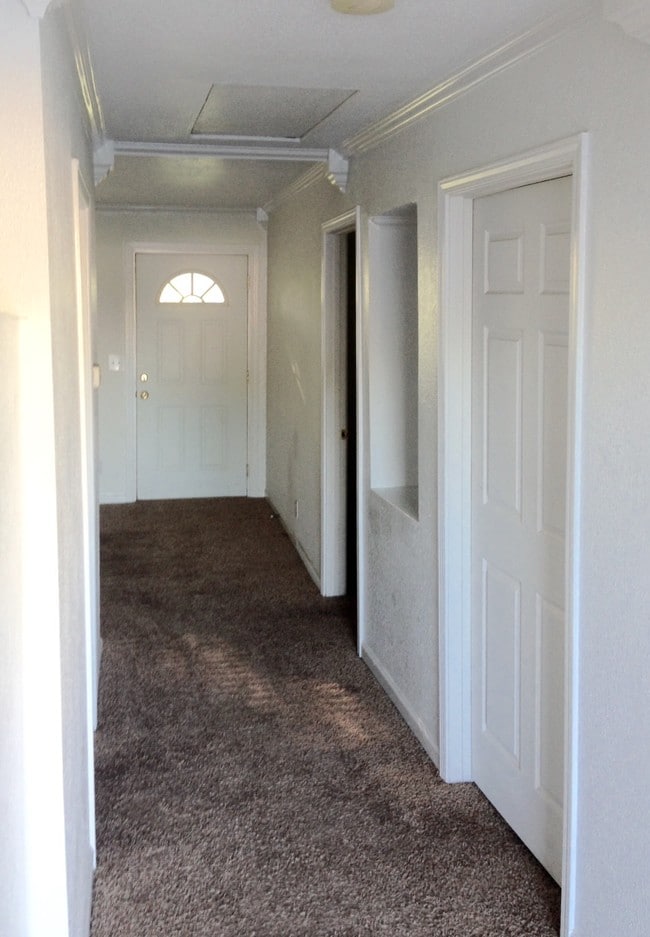 Photo - 123 6th St W Unidad 115