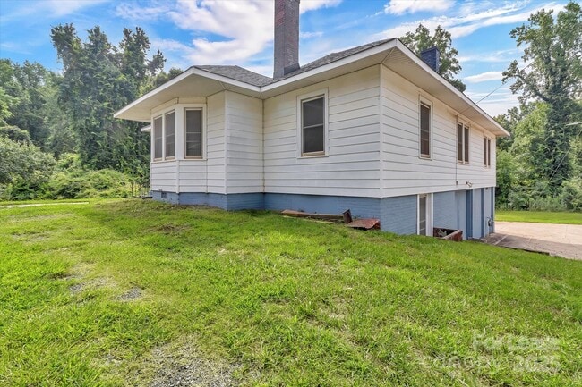 Photo - 8209 Moores Chapel Rd