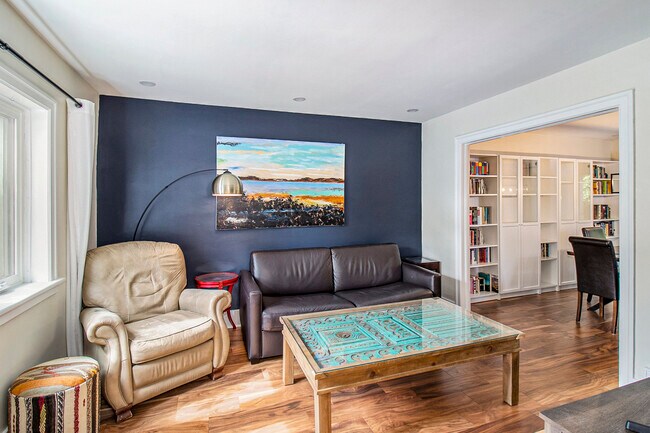 Photo - 68 Vaughan St