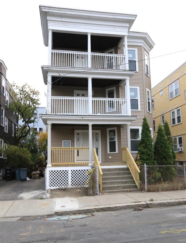 Photo - 29 Lewis St Unit 1