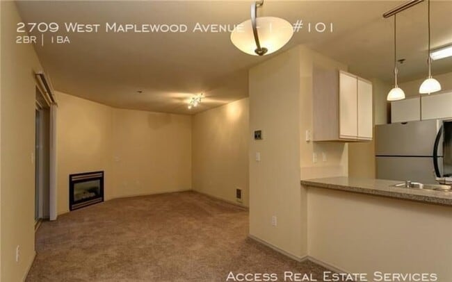2709 W Maplewood Ave