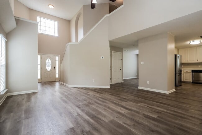 Photo - 545 Wyntuck Dr