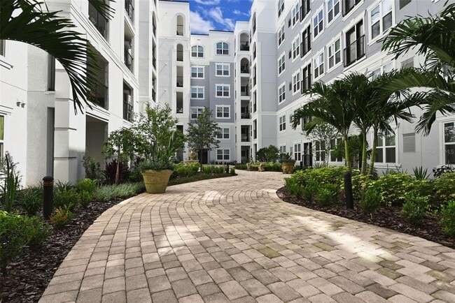 Photo - 304 E South St Unit 3019